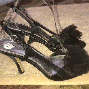 EUC💜💜WHBM💜💜Black Party Heels